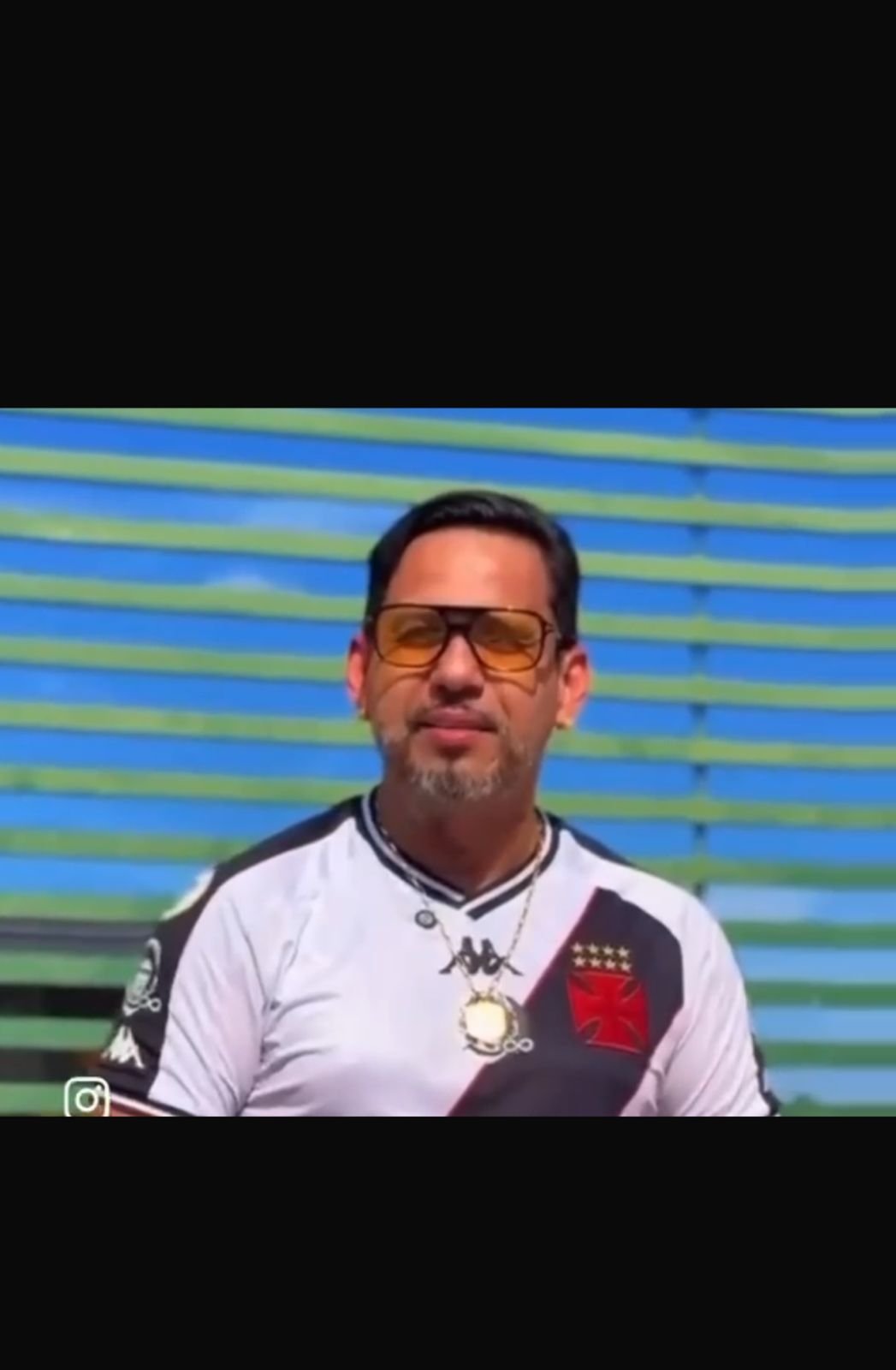 Torcida Força Jovem do Vasco promove ação solidária durante final da Copa do Brasil em Cruzeiro do Sul