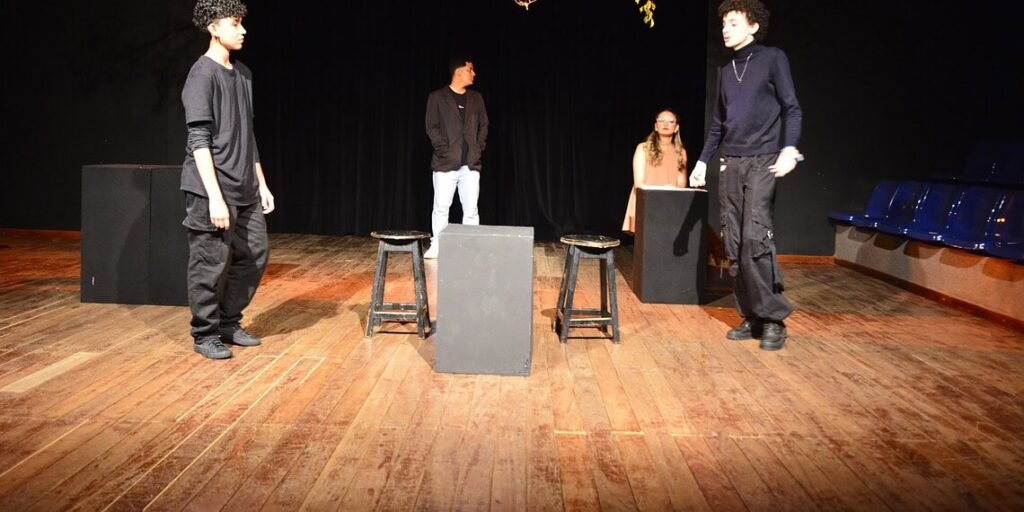 Sesc no Acre oferece aulas de teatro para as férias escolares; veja detalhes