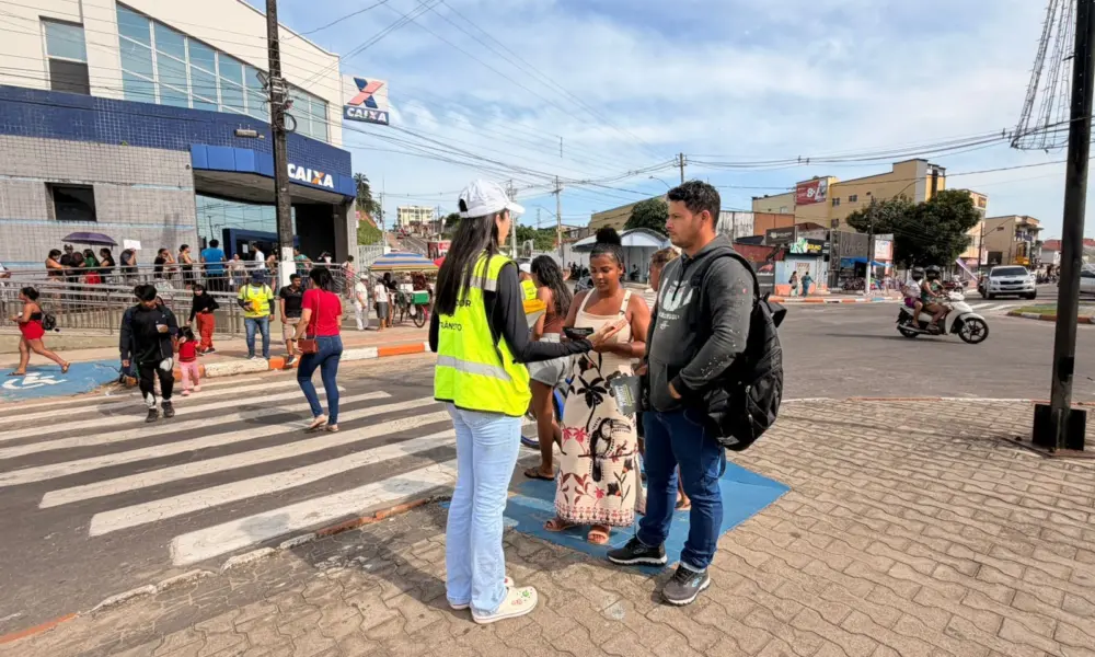 Detran faz campanha educativa no Centro de Cruzeiro do Sul