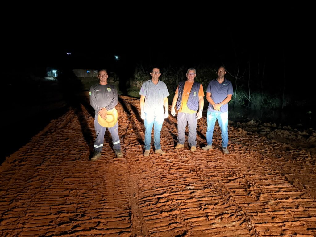 Prefeitura de Rodrigues Alves e Governo do Estado substituem ponte por bueiros no Ramal do Beiradão