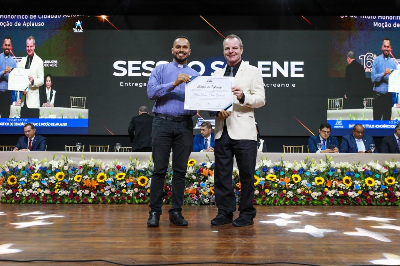 Dom Flávio Giovenale recebe Moção de Aplausos de Deputado Pedro longo na Aleac
