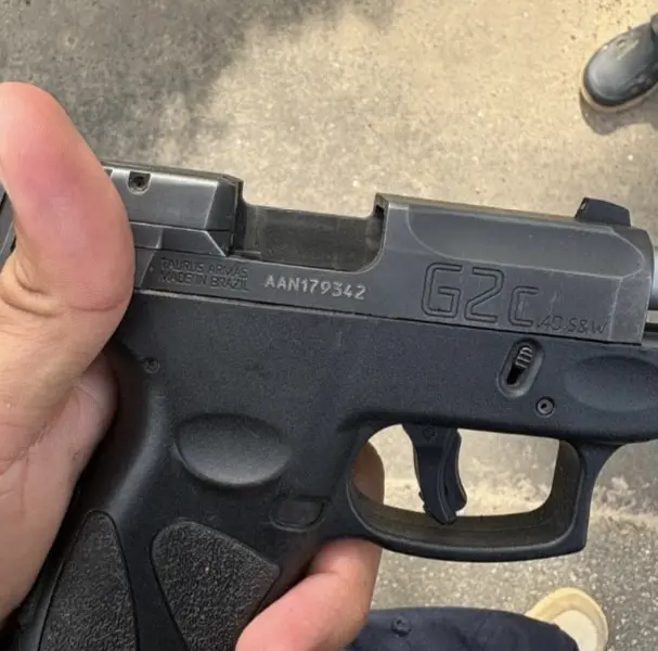 PRF prende idoso com pistola na Estrada da Variante, em Cruzeiro do Sul