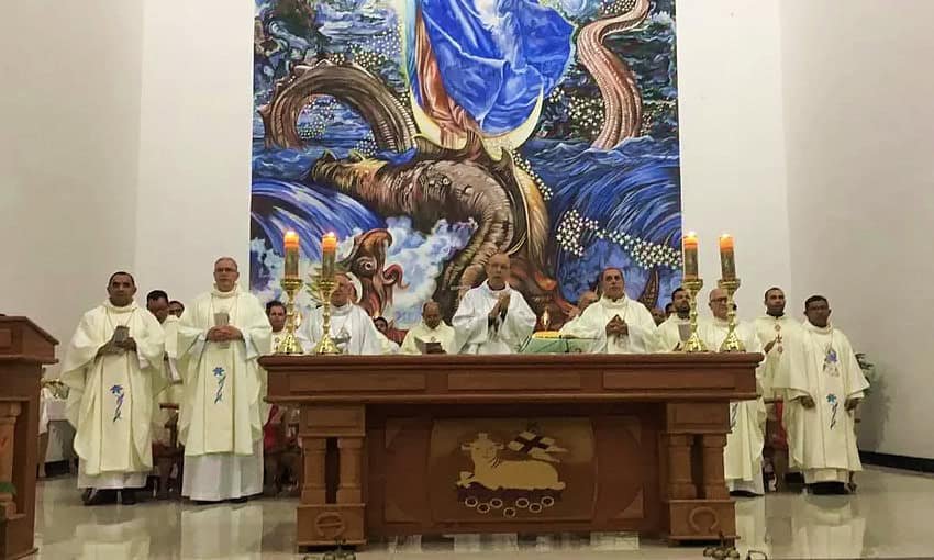 Entenda os feriados estaduais do Dia do Católico e do Dia do Evangélico no Acre