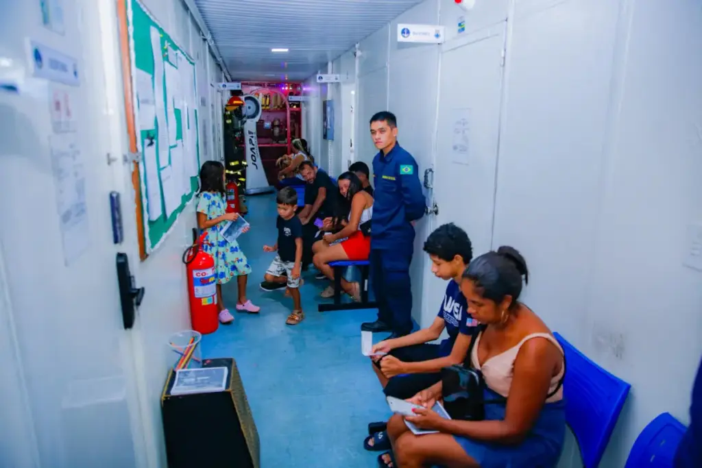 Navio Hospitalar tem 420 vagas para médico, dentista e exames de mamografia nesta quinta e sexta-feira