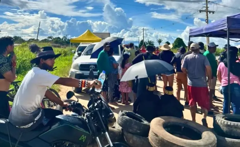 Em Feijó, manifestantes ameaçam fechar órgãos públicos e falam em “sequestrar” diretor de hospital para pressionar governo