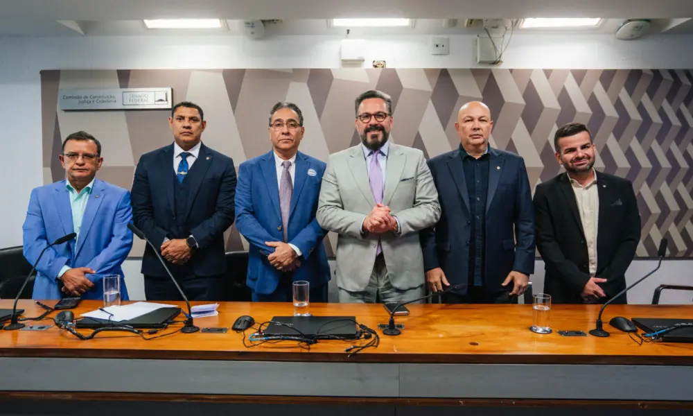 Bancada do Acre se reúne com DNIT para discutir a reconstrução da BR-364