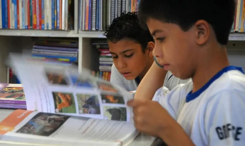 Cruzeiro do Sul ganha mais duas escolas de ensino integral no município