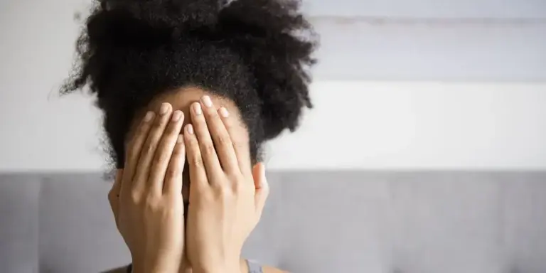 Brasil tem maior número de feminicídios dos últimos 10 anos, diz pesquisa