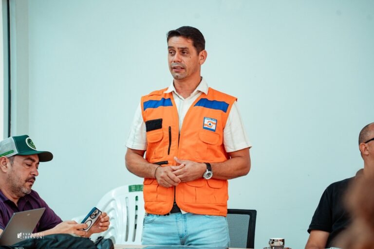 Cheia do Rio Moa leva Prefeitura de Mâncio Lima a decretar situação de emergência