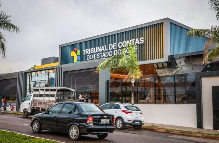 Nova instrução do TCE-AC flexibiliza idade para auxílio-creche em casos de deficiência