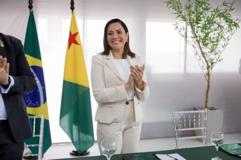 Governadora destaca sanção de lei que regulamenta profissão de doula no Brasil