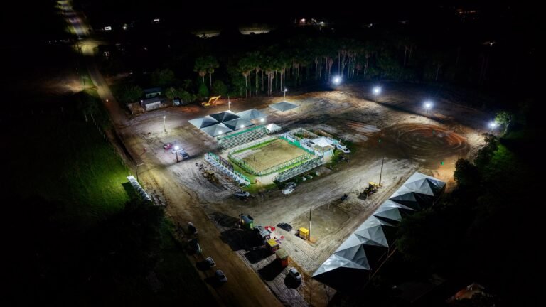 Primeira noite do rodeio abre programação dos 49 anos de Mâncio Lima nesta quinta-feira