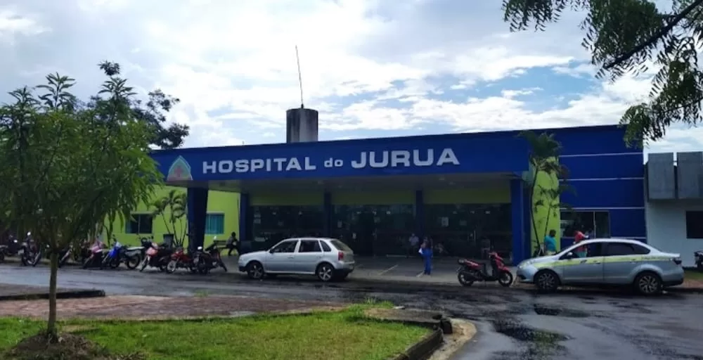 Família denuncia demora em TFD e oxigênio domiciliar para paciente internada há mais de um mês no Hospital do Juruá