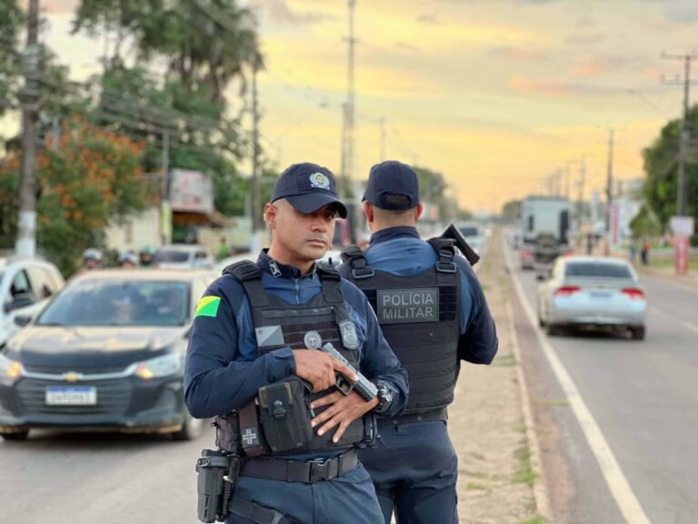 Homem é preso após morder policial e resistir à abordagem na BR-364 em Cruzeiro do Sul