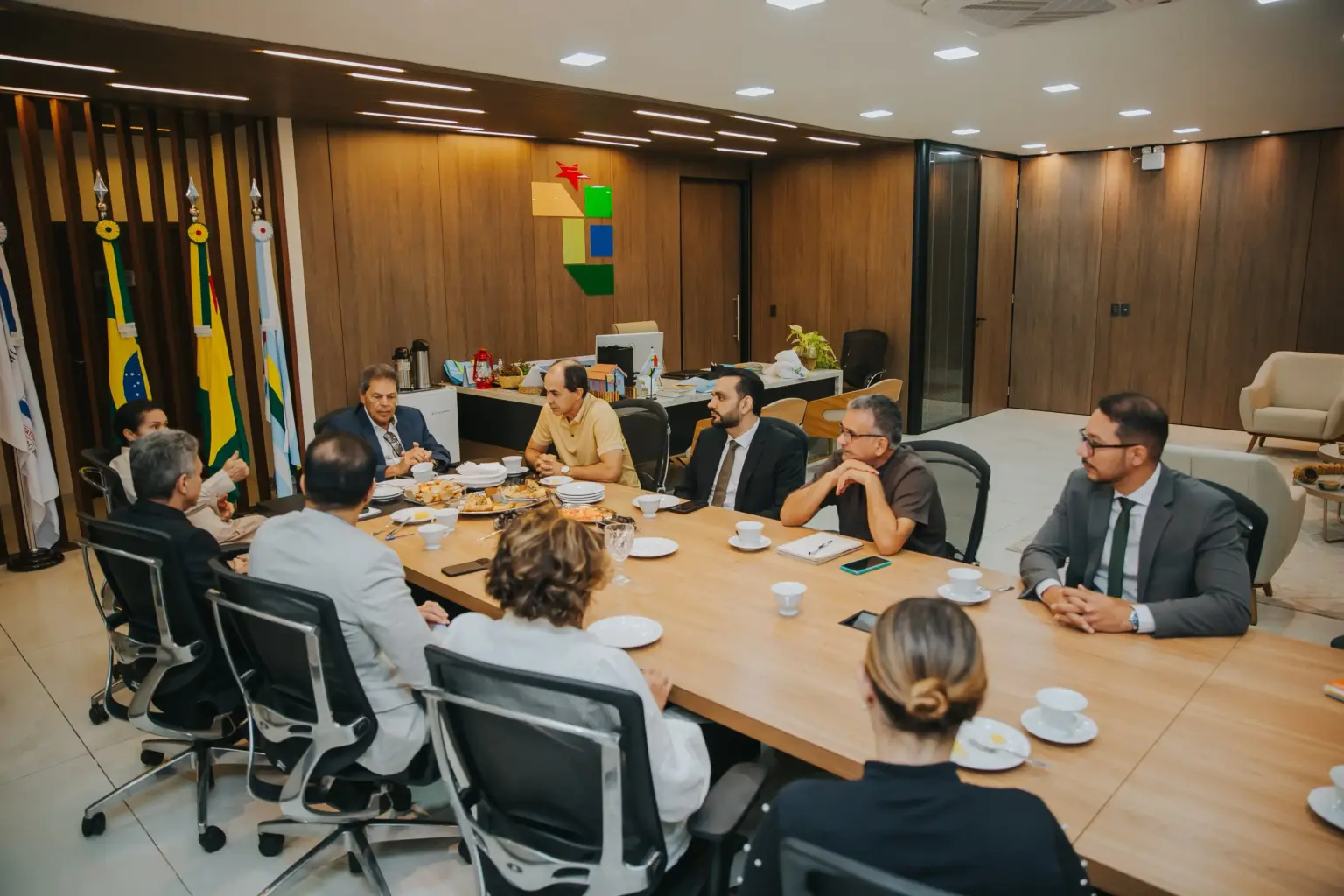 Prefeitura de Cruzeiro do Sul fortalece parceria institucional com o Tribunal de Contas do Estado para aprimorar a gestão pública