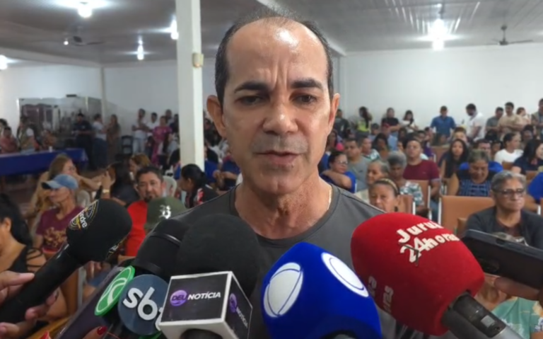 Prefeito Zequinha Lima entrega óculos e destaca impacto do programa “Olhar de Carinho” em Cruzeiro do Sul