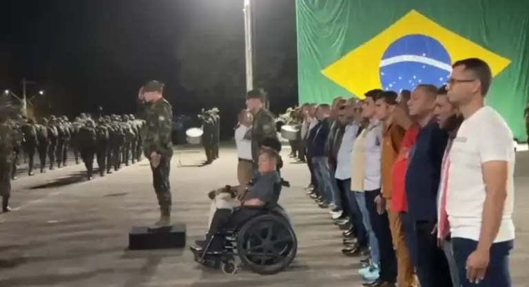 61º BIS celebra 83 anos e homenageia veteranos em Cruzeiro do Sul