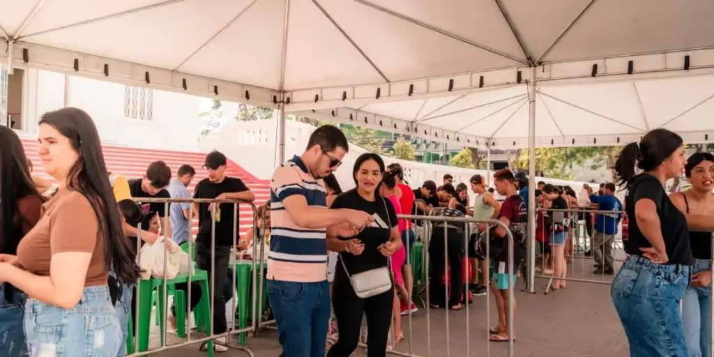 Mais de 80 mil ingressos dos shows da Expoacre são trocados em 12 horas; Ana Castela e Natanzinho lideram a procura