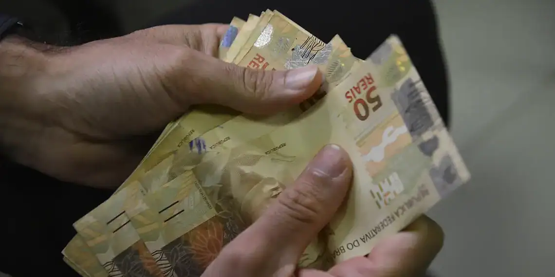 Antecipado: veja a data do pagamento e do 13º salário dos servidores públicos