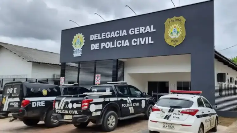 Jovem de 20 anos é preso por suspeita de tráfico de drogas em Cruzeiro do Sul