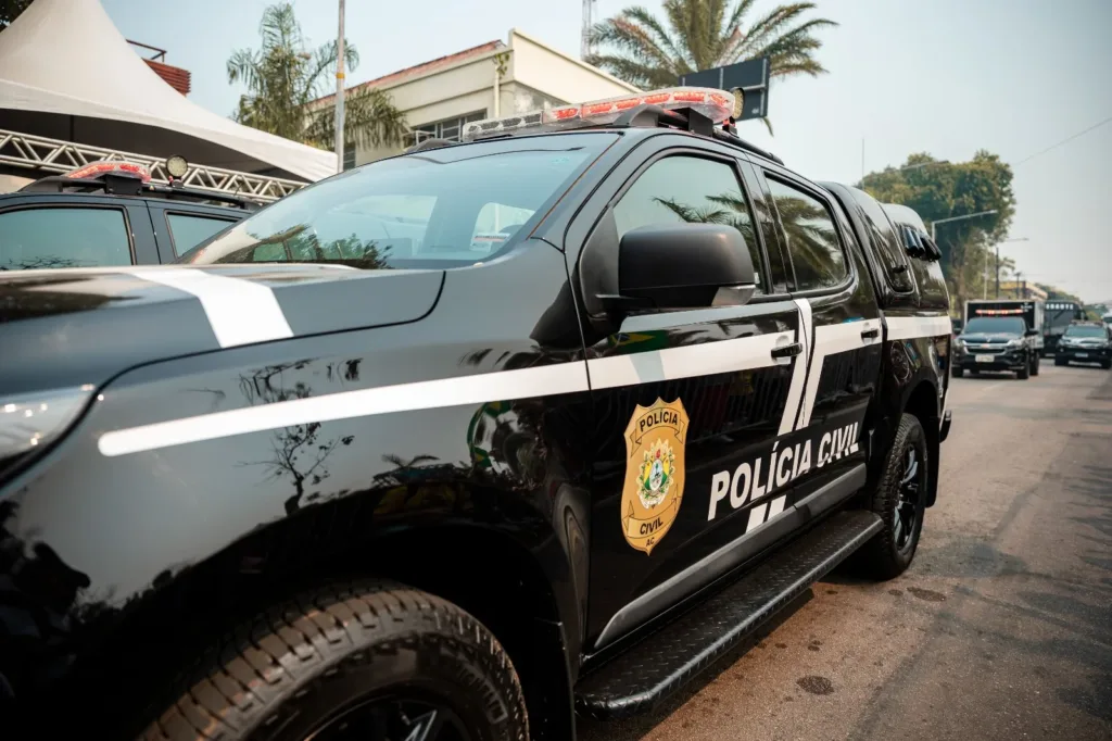 Homem é preso por descumprir medida protetiva após voltar a morar com companheira em Cruzeiro do Sul