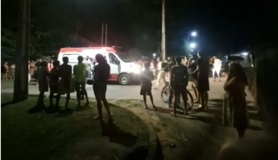 Jovem e duas crianças ficam feridas em acidente de trânsito em Mâncio Lima