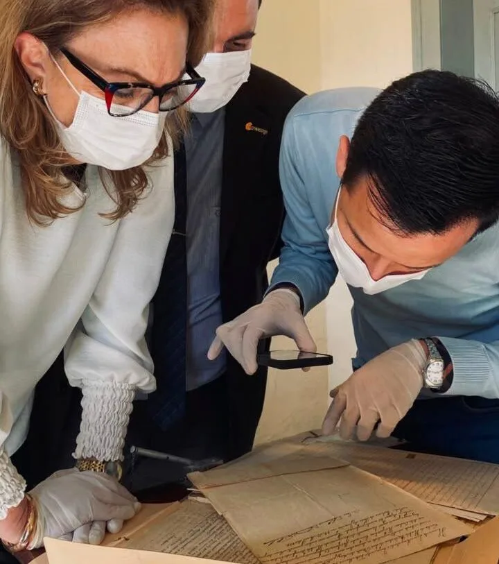 Cofre lacrado há 20 anos revela documentos originais de Plácido de Castro e da Revolução Acreana