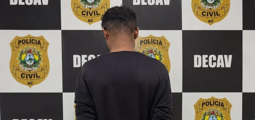 Homem é preso pela Polícia Civil do AC por crimes de estupro contra duas crianças, de 4 e 2 anos
