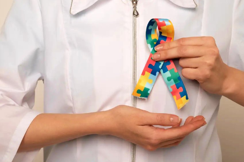 Após identificar falhas, MPAC monitora assistência a adultos com autismo em Cruzeiro