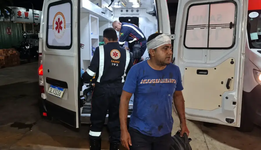 Três pessoas ficam feridas em acidente com caminhonete na BR-364