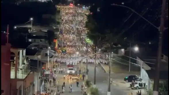 Diocese de Cruzeiro do Sul reúne fiéis na procissão de Nossa Senhora da Glória