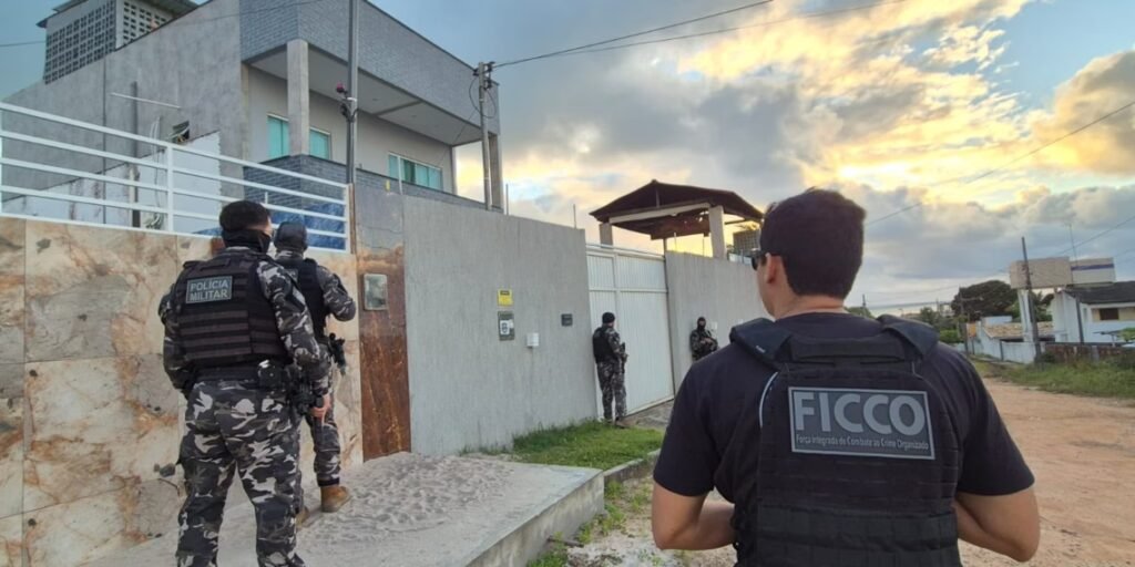 Operação Muro de Gesso mira grupo criminoso suspeito de tráfico e lavagem de dinheiro no Acre