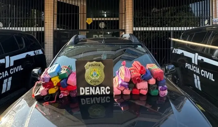 Mais de 20 quilos de cocaína são encontrados escondidos na lataria de carro na BR-364
