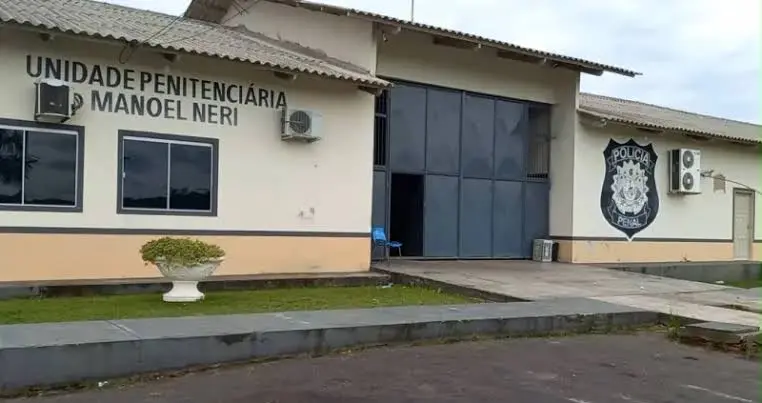 Revista em presídio de Cruzeiro do Sul apreende drogas, dinheiro e lâmina em cela