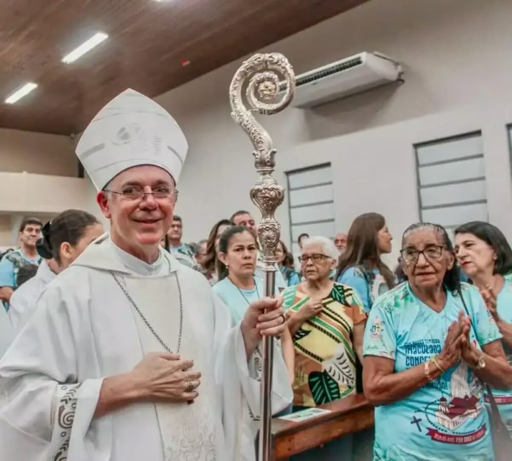 Papa Leão XIV nomeia e efetiva dom Antônio Fontinele como novo bispo de Rio Branco