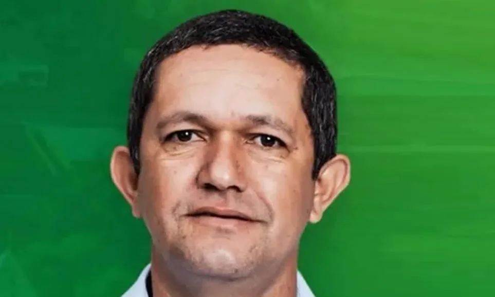 Prefeito de Rodrigues Alves não paga salário de professores há 4 meses: “Vai matar de fome”