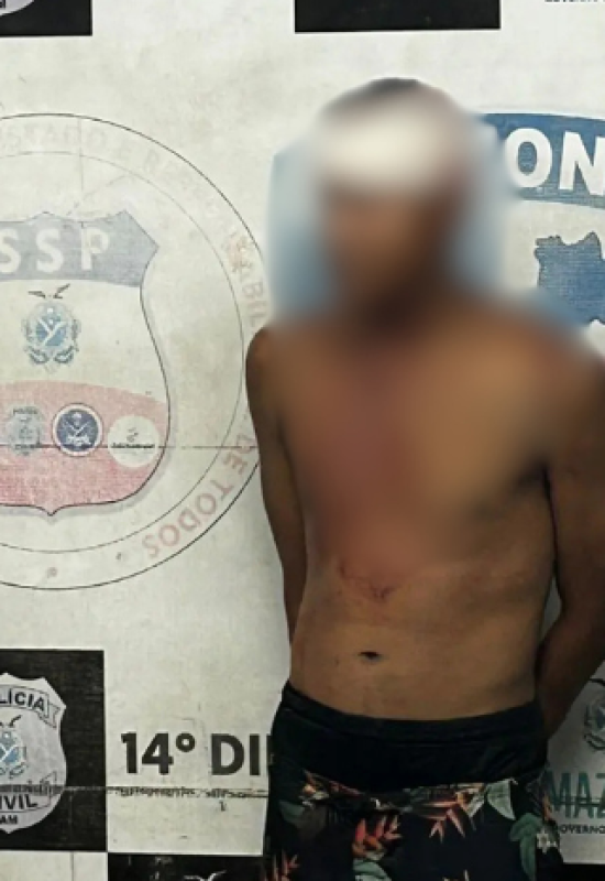 Jovem é espancado após tentar beijar e pegar nos seios de adolescente