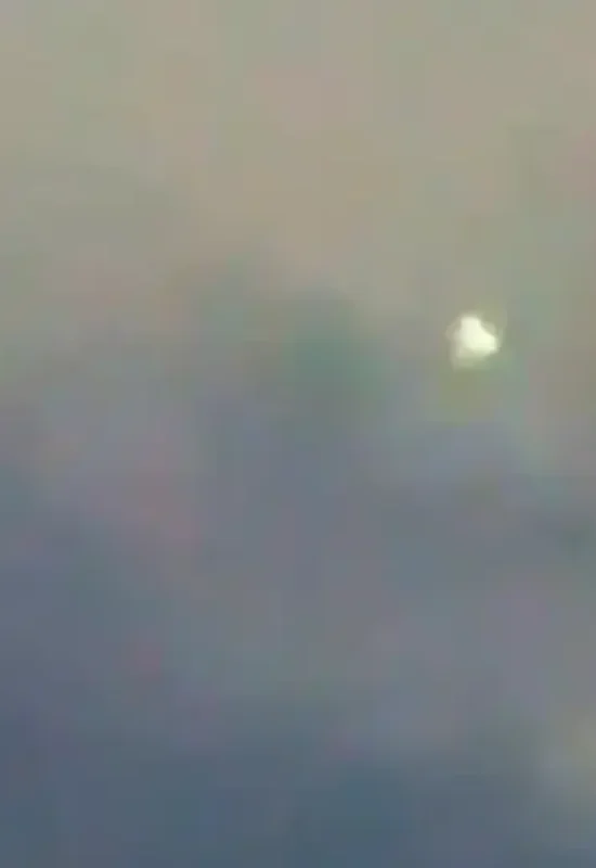 Luzes misteriosas chamam atenção no céu de Cruzeiro do Sul e intrigam moradores