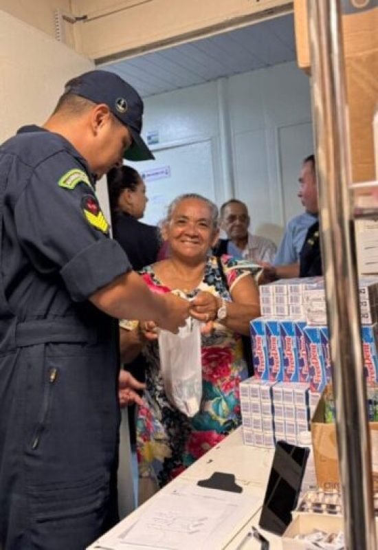 Navio da Marinha realiza mais de 1,3 mil atendimentos em Cruzeiro do Sul e segue missão no Juruá