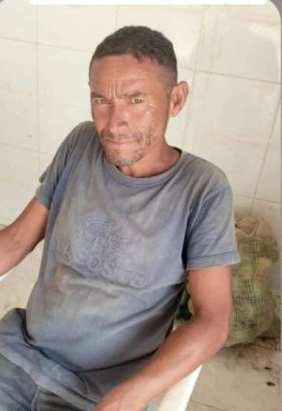 Vídeo mostra momento em que homem desaparecido é encontrado morto em mata