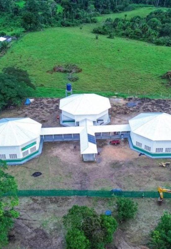 Nova escola estadual é inaugurada em terra indígena de Mâncio Lima