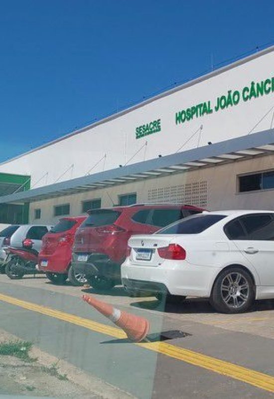 Homem é espancado a pauladas e fica em estado grave no interior do Acre