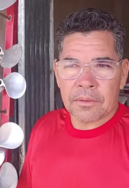 Chico do Corró mantém tradição familiar na produção de palhetas e atende clientes no Acre e até no exterior