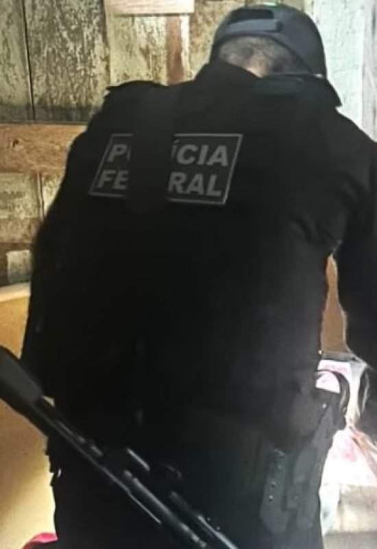 Polícia Federal prende quatro suspeitos em operação contra tráfico internacional de drogas no Acre