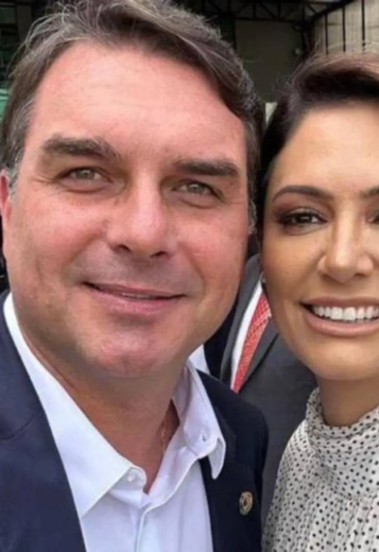 A relação ‘Tom & Jerry’ entre Michelle e Flávio, segundo um político próximo aos Bolsonaro