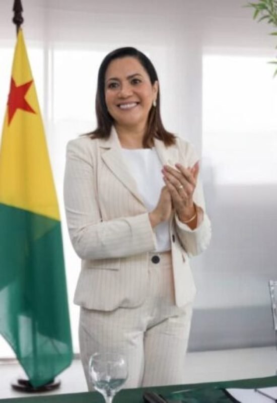 Governadora destaca sanção de lei que regulamenta profissão de doula no Brasil