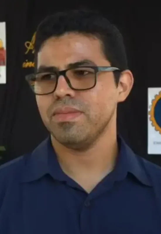 Com uso de Inteligência Artificial e maquetes, projeto escolar resgata fotos antigas e história de Cruzeiro do Sul