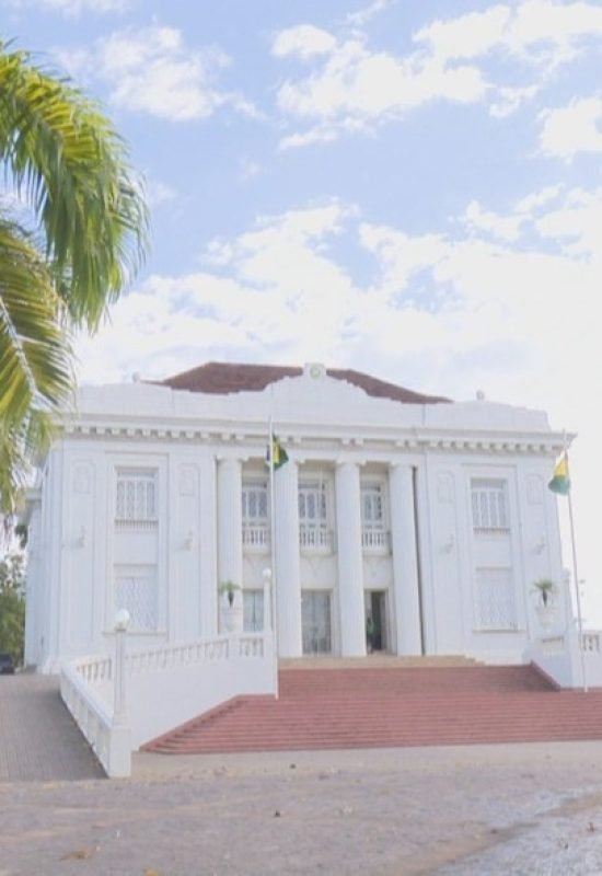 Quinta-feira traz tempo abafado, ventos fortes e máximas de 36ºC no Acre